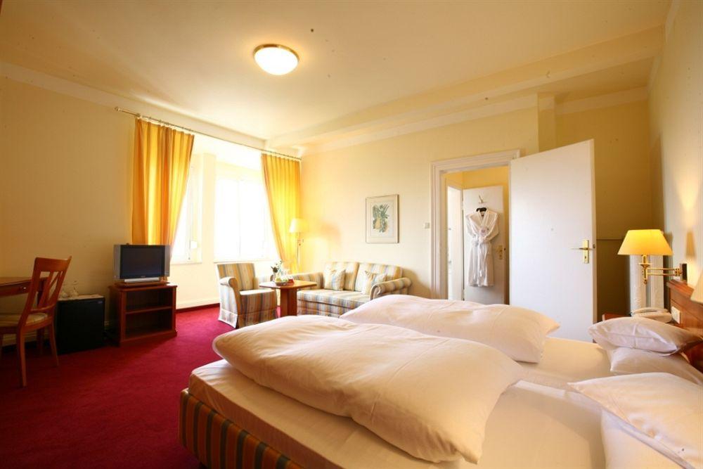 Hotel Romerbad Badenweiler Exterior photo